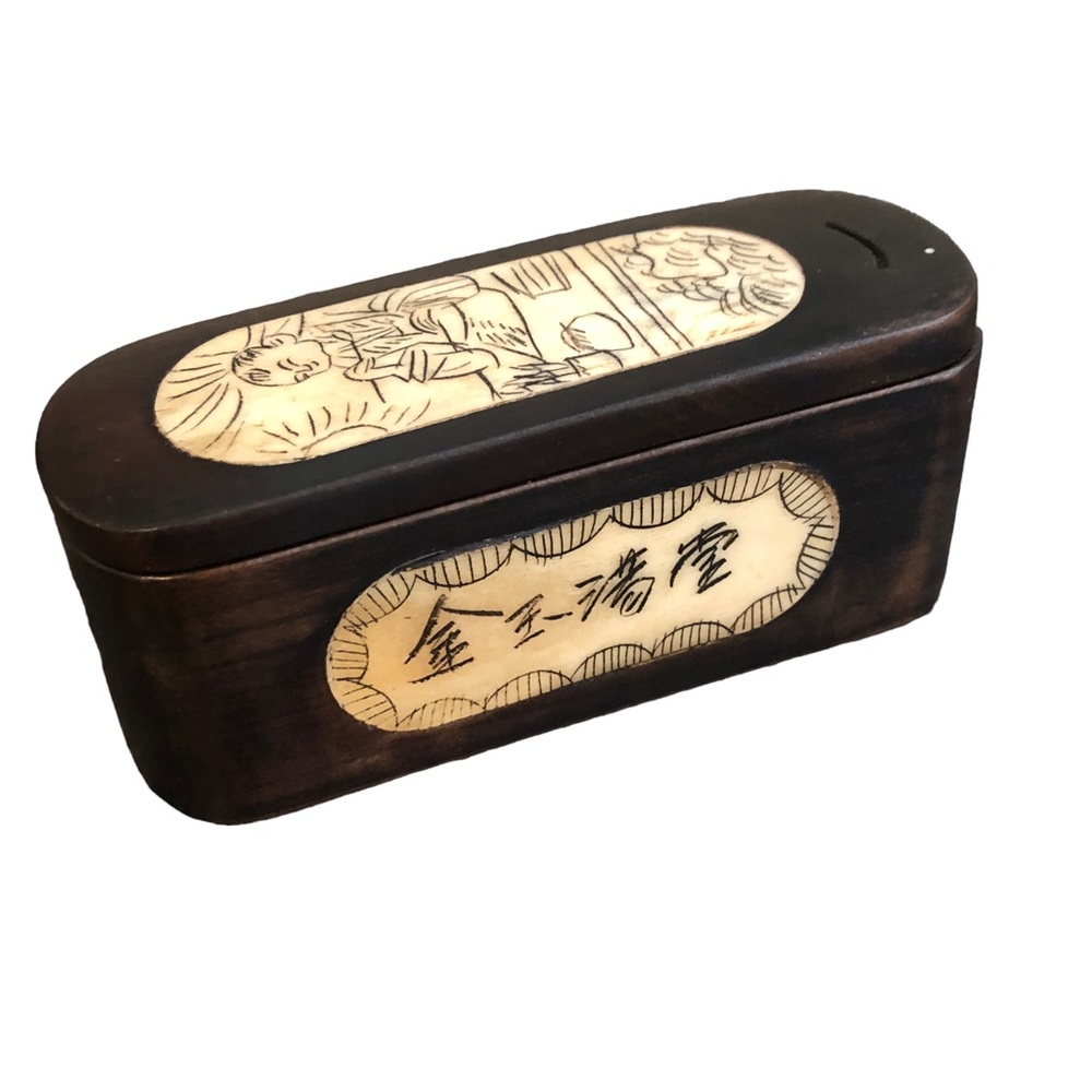 Chinese Scrimshaw Bone Box - Picture 4 of 7